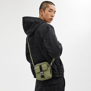 Beck Crossbody - NEW KEPT IN DUST BAG